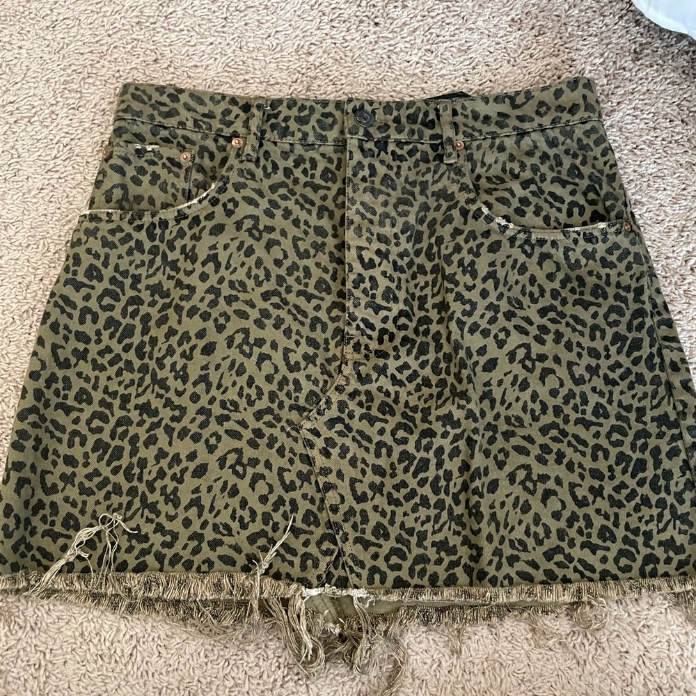 Zara denim cheetah skirt